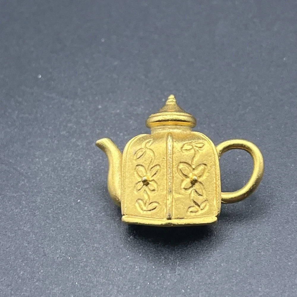 3D Gold Tone‎ Teapot Lapel Hat Pin
